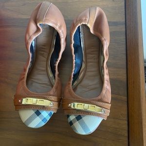 Burberry flats